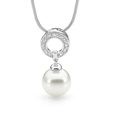 Pavé circle and pearl pendant - Red Carpet Jewellers