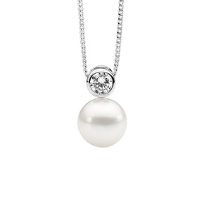 STERLING SILVER FRESHWATER PEARL PENDANT